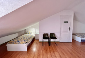 4 - bed mixed dormitory
